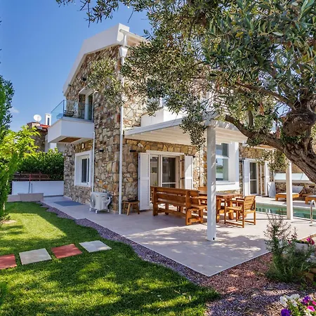Villa Petritis *